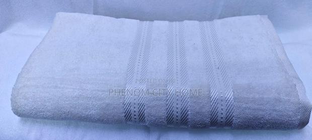High End White His Large Towels - thumbnail 3