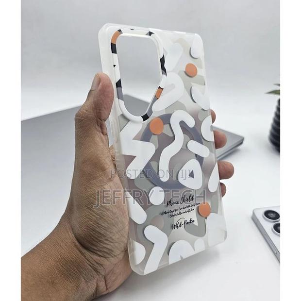 Graffiti Pattern Luxury Case Cover for Samsung Galaxy S25 Ultra Magsa - main view