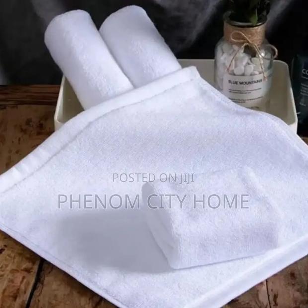 White Cotton Face Towels - thumbnail 2