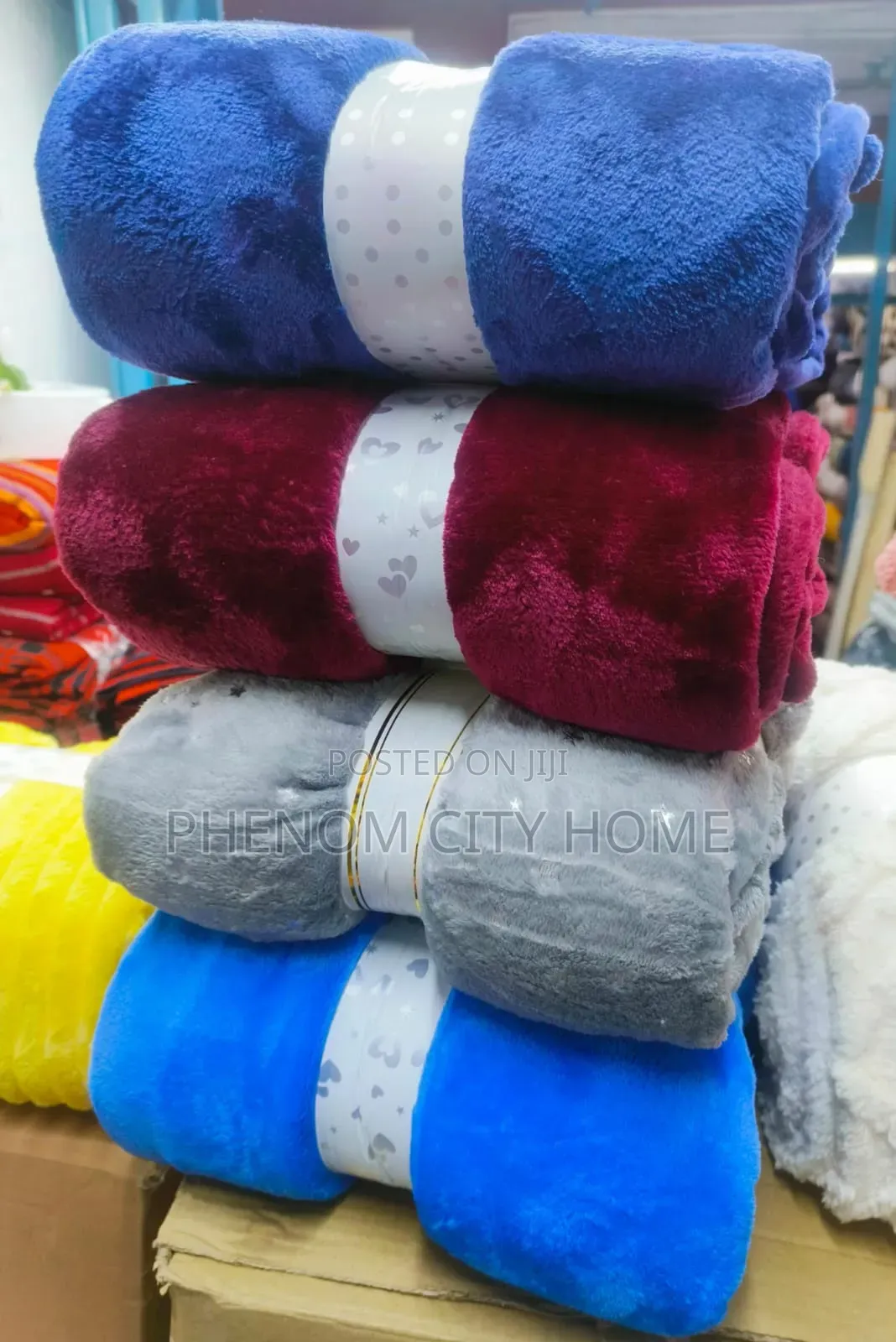 Lightweight Warm Fleece Blanket