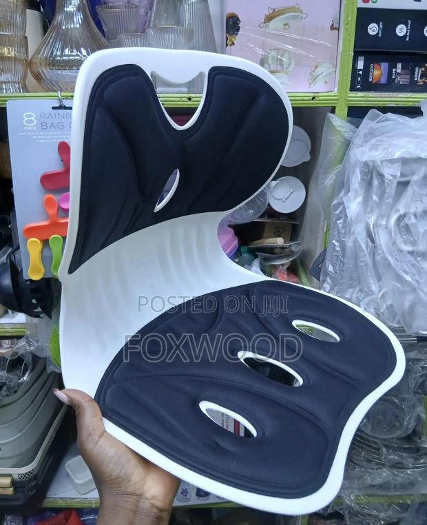 Ergonomic Back Support Seat Cushion - thumbnail 3