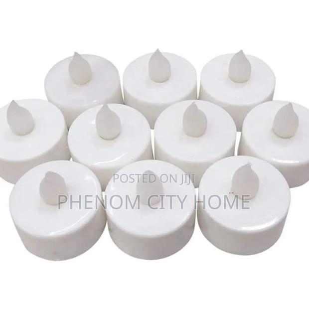 Battery Powered Tea Light Candles - thumbnail 3