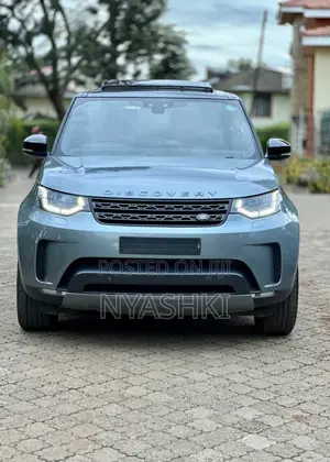 Land Rover Discovery HSE LUXURY 4x4 2018 Gray