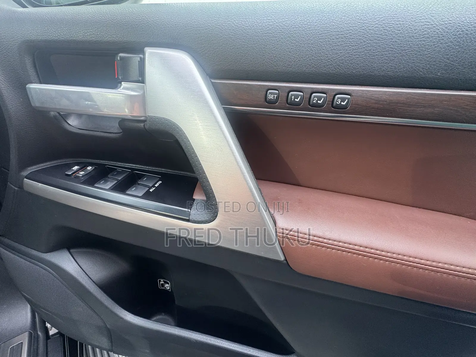 Toyota Land Cruiser 4.6 V8 ZX 2019 Black