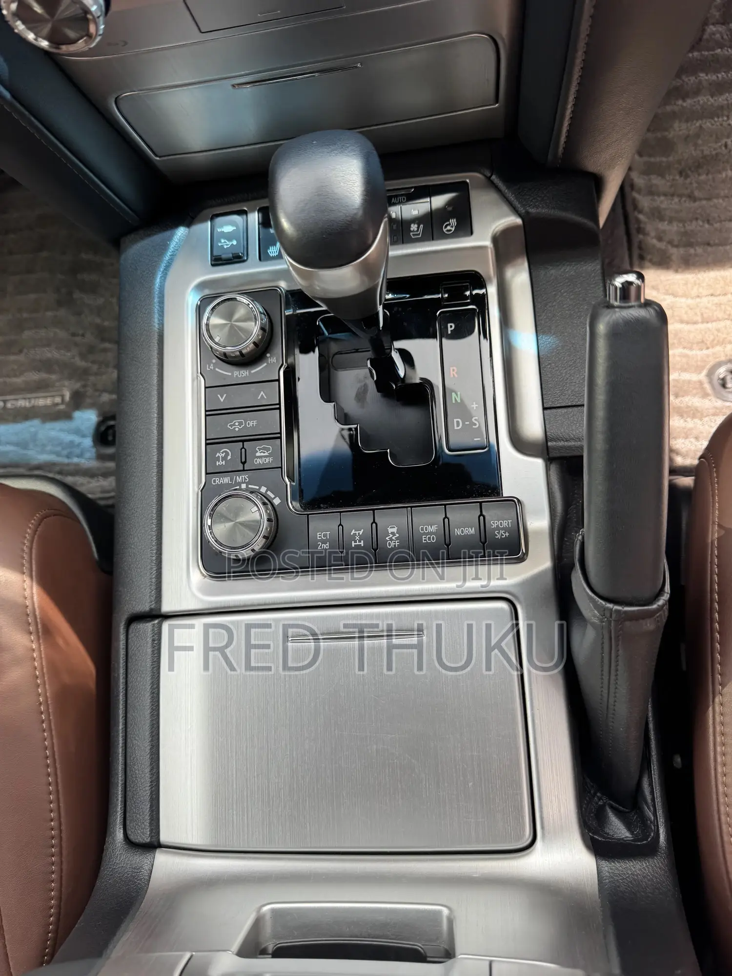 Toyota Land Cruiser 4.6 V8 ZX 2019 Black