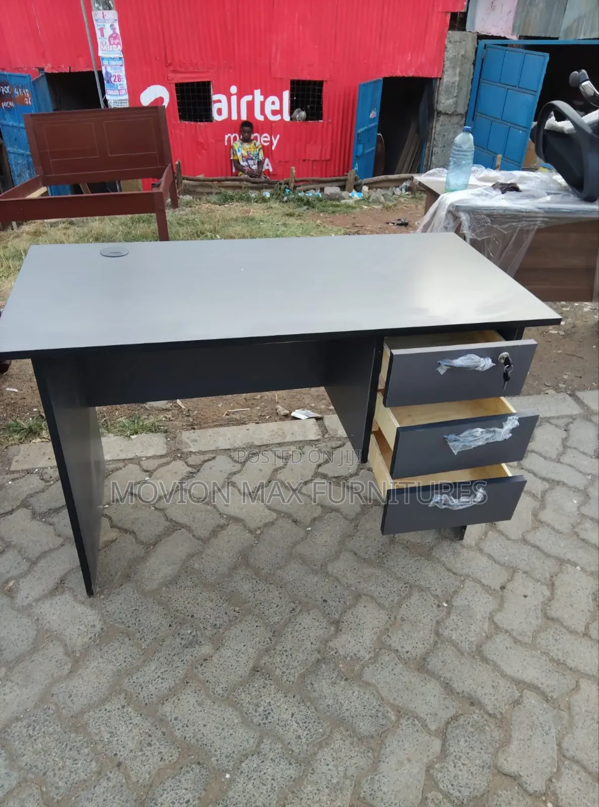 Standard Office Desk