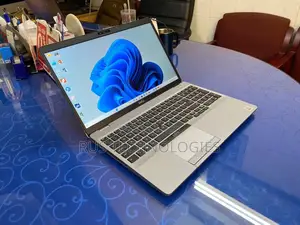 Laptop Dell Precision 15 3551 32GB Intel Core i9 SSD 512GB