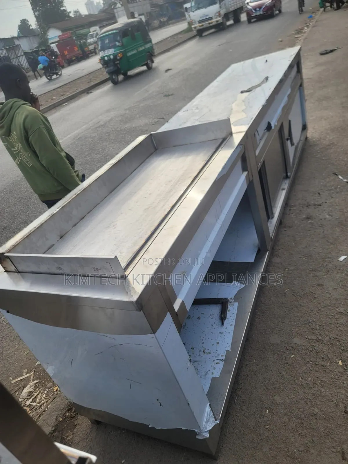 Plate With Working Top And Cabinet