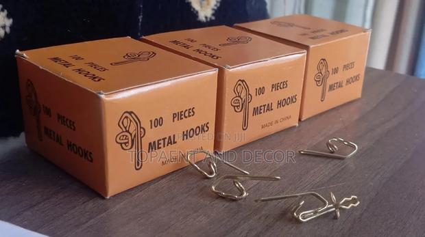 Box of 100pcs Drapery Metal Curtain Hooks