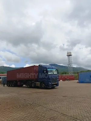 Trailers Are Available for Transportation Across the Borders