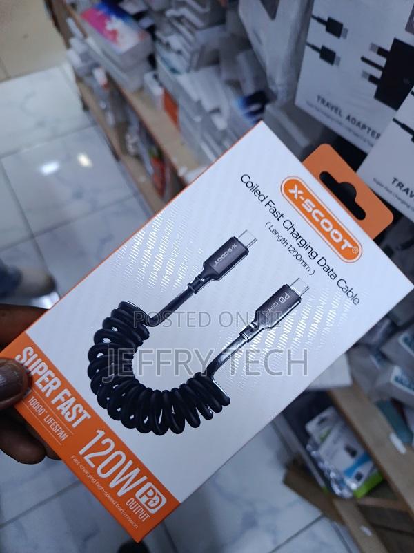 X-Scoot Coiled Fast Charging Data Cable for High-Power Devices Type C - thumbnail 2