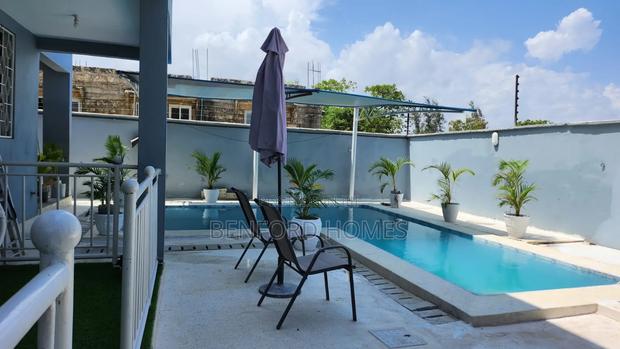 4bdrm Mansion in Bamburi, Mtambo for sale