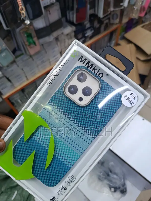 iPhone 15 Pro Max Phone Case, Likely the Aramid Carbon Fiber Slim Thi