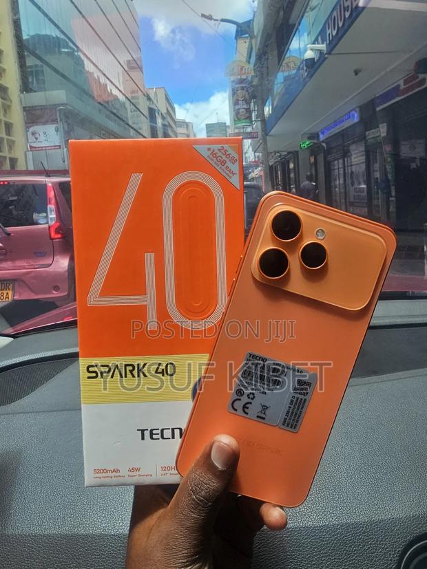 New Tecno Spark 40 256 GB Orange