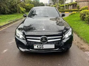 Mercedes-Benz C350 C350e Hybrid RWD 2017 Black