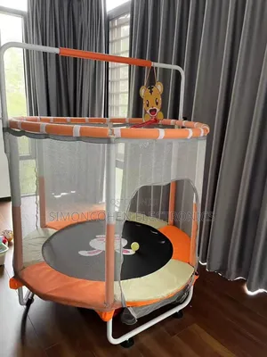 5ft Trampoline for Kids With Safety Enclosure