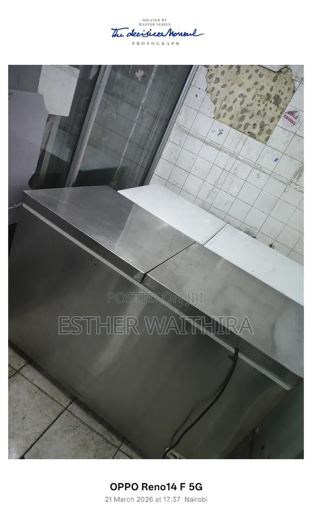 Original 700litres Chest Freezer in Good Condition