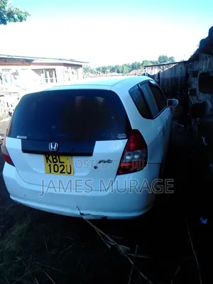 Honda Fit Aria 2003 White
