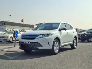 Toyota Harrier 2.0 2019 White