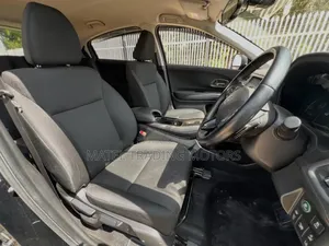 Honda Vezel 1.5 Hybrid 4WD 2018 Black