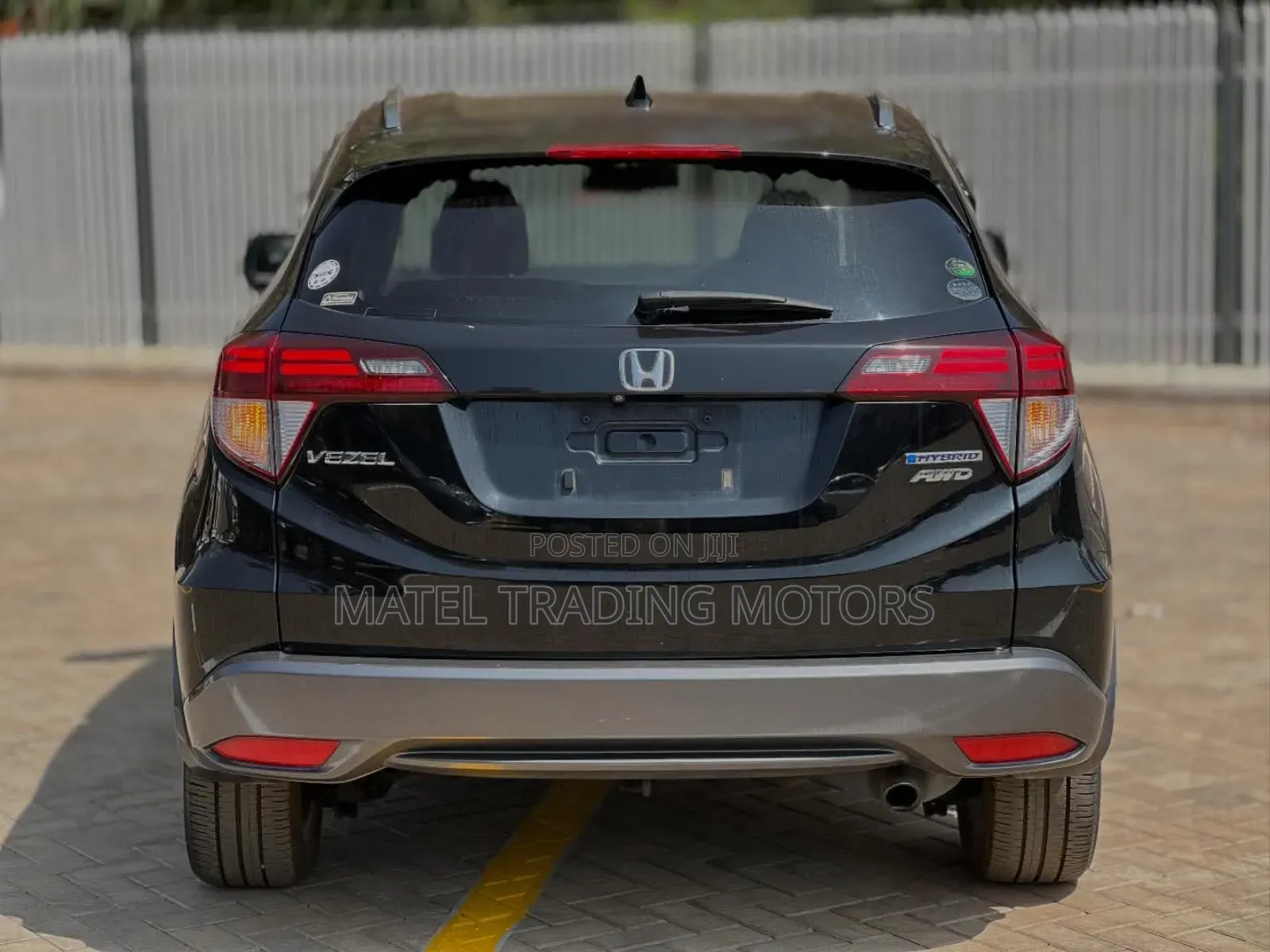 Honda Vezel 1.5 Hybrid 4WD 2018 Black