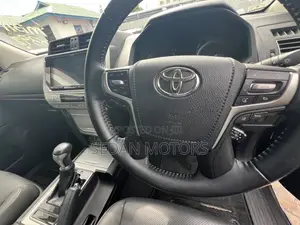 Toyota Land Cruiser Prado 2019 Matt Black