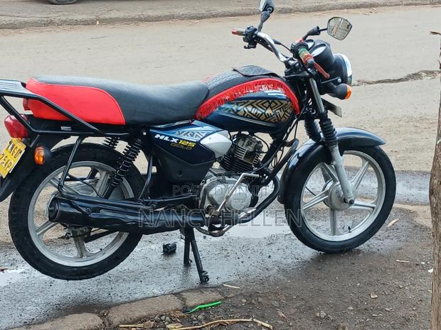 TVS HLX 125 2021 Gold - thumbnail 2