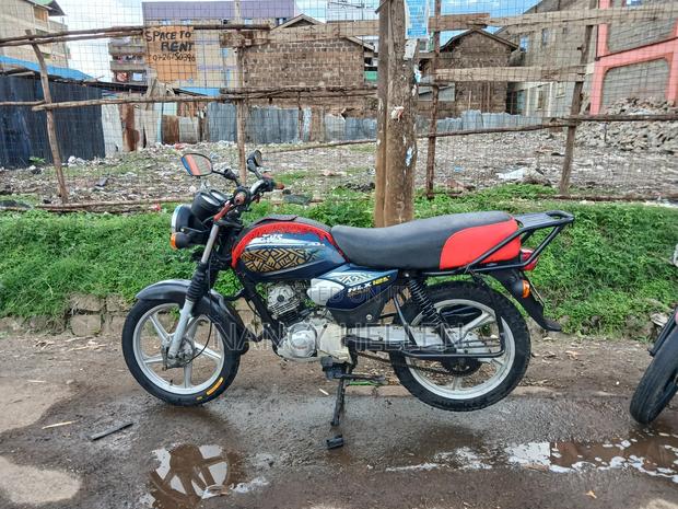 TVS HLX 125 2021 Gold - thumbnail 5