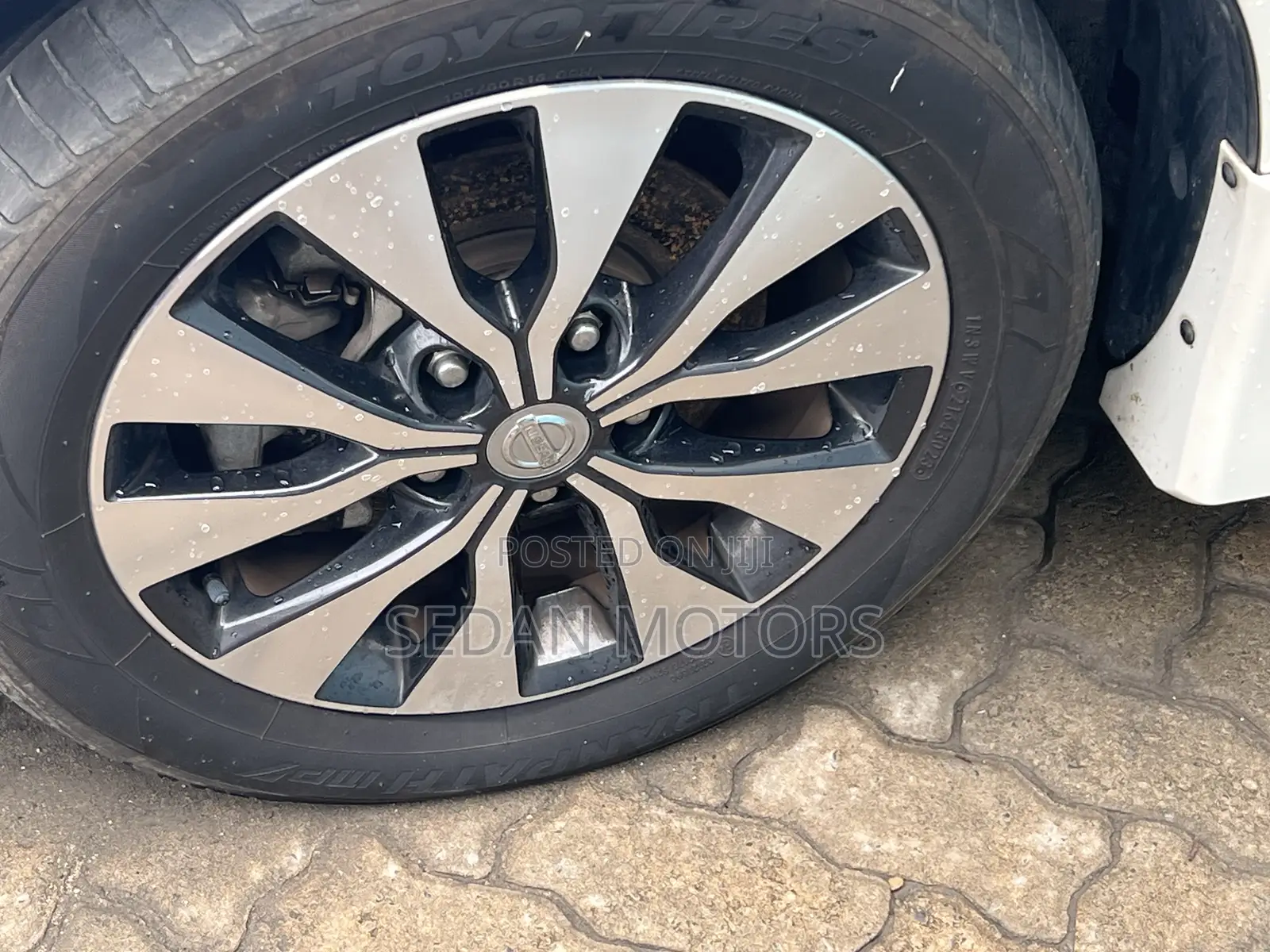 Nissan Serena 2019 White