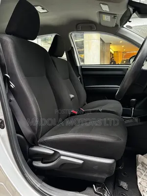 Toyota Axio 1.5 G 2WD 2018 Silver