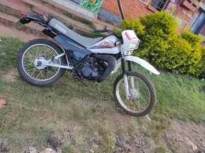 Yamaha DT175 2014 White