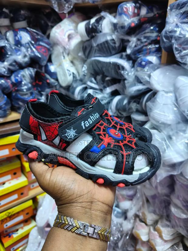 Kids Spiderman Sandals. Size 26-36. - thumbnail 2