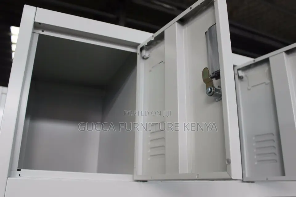 Secure 12-Door's Filling Steel Locker Cabinet