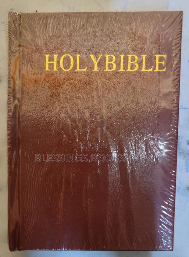 Holy Bible NKJV Small Size - main view