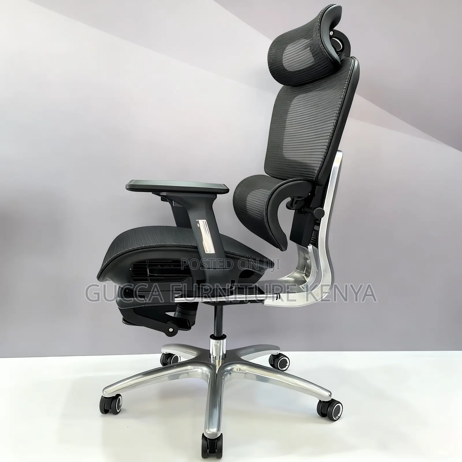 Executive Orthopedic Full Mesh Seat With Footrest