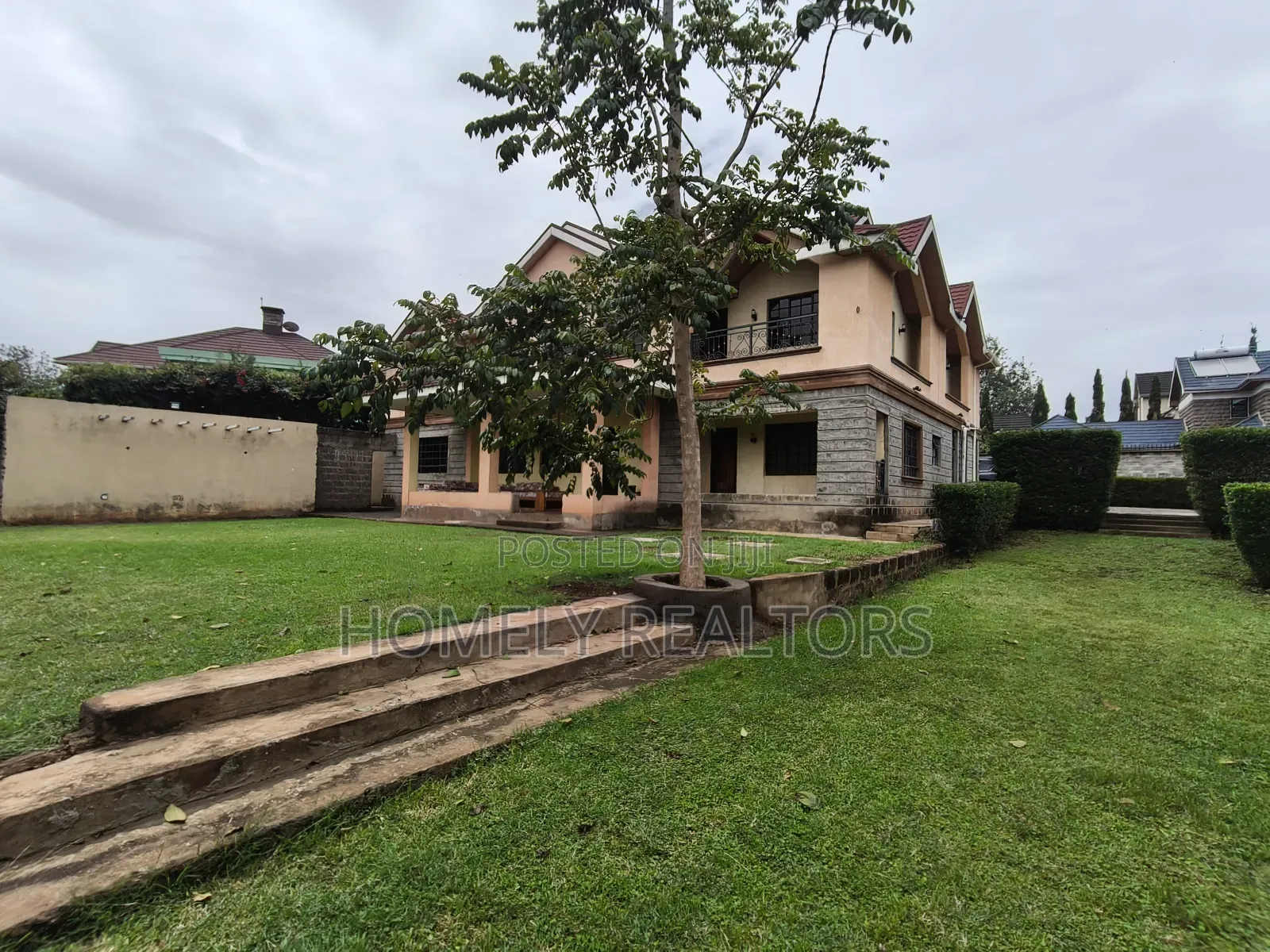 4bdrm Maisonette in Karen, Nairobi for sale