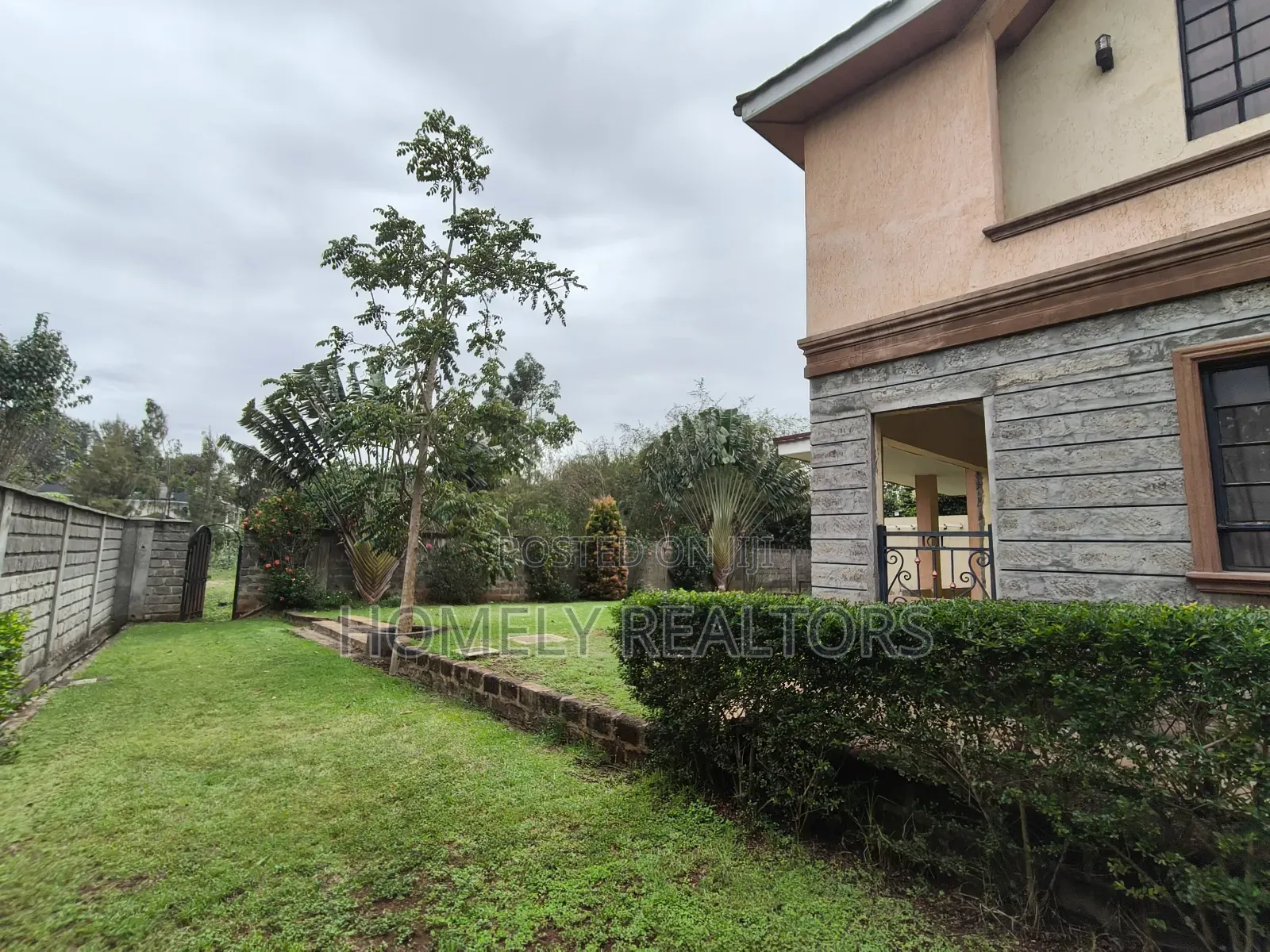 4bdrm Maisonette in Karen, Nairobi for sale