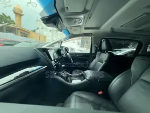 Toyota Alphard 2019 White