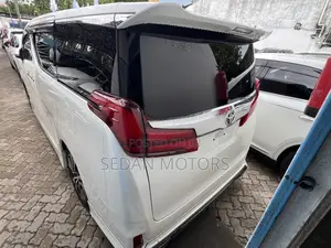 Toyota Alphard 2019 White