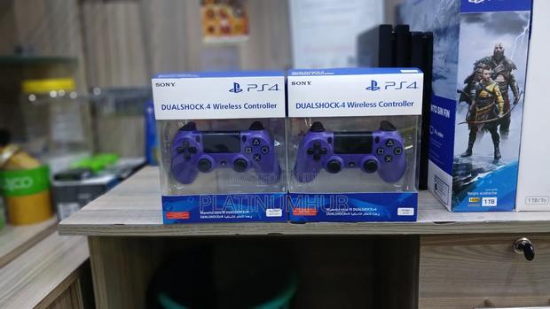 Purple Playstation 4 Controller Wireless - main view