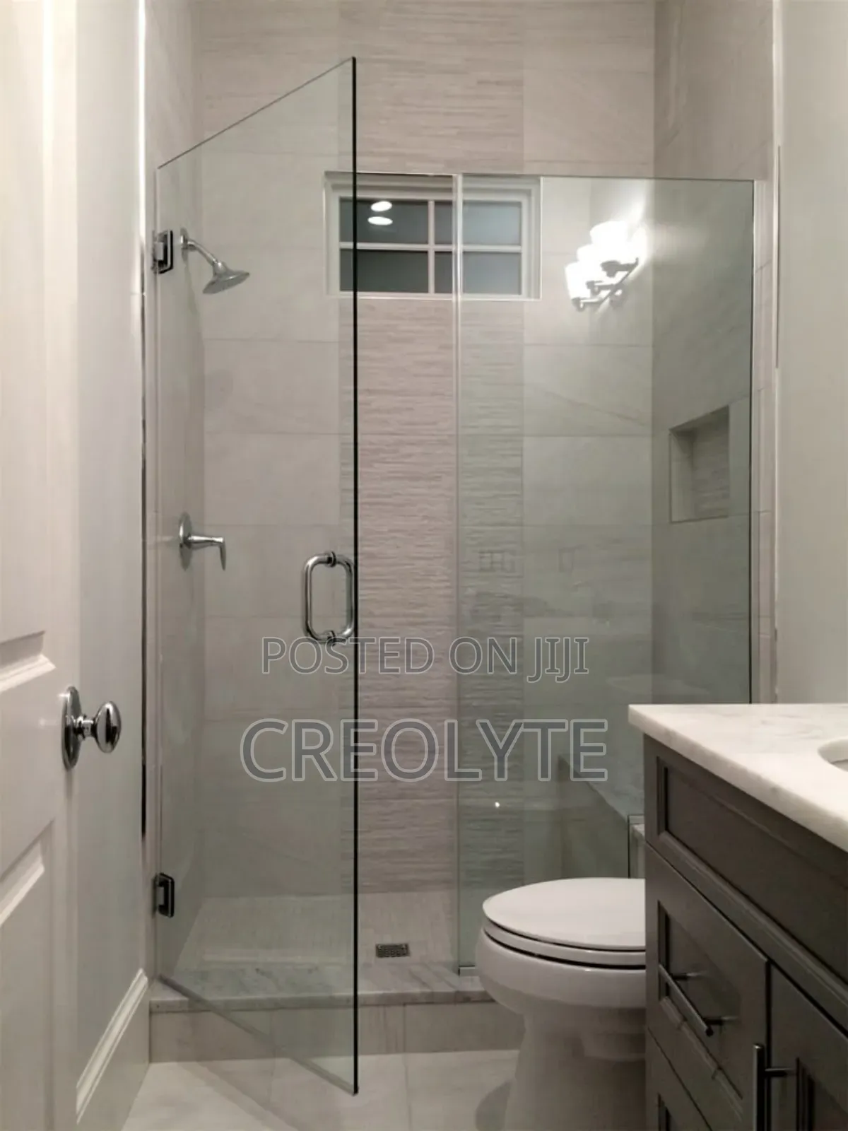 Frameless Shower Cubicle