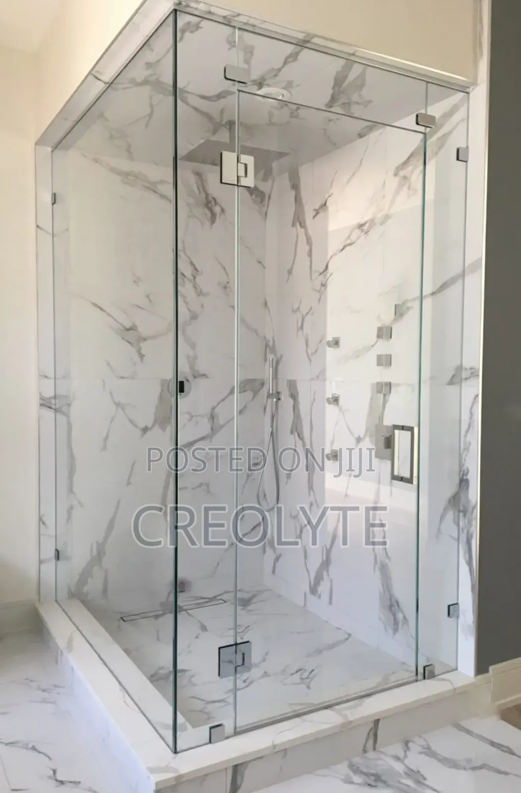 Frameless Shower Cubicle