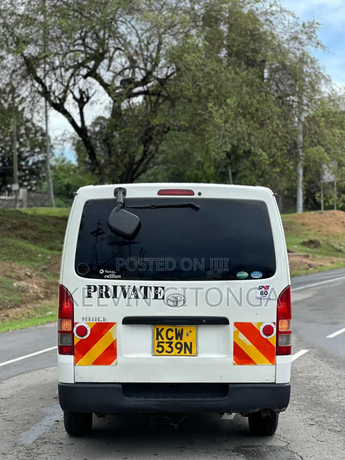 Toyota HiAce 2014 White