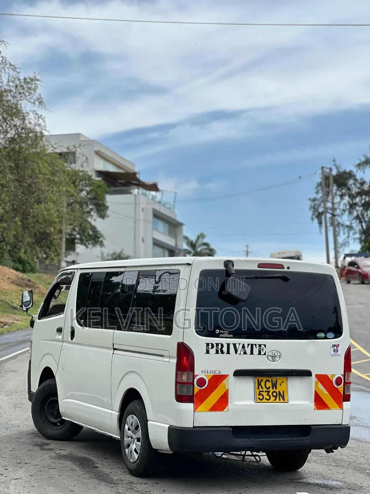 Toyota HiAce 2014 White