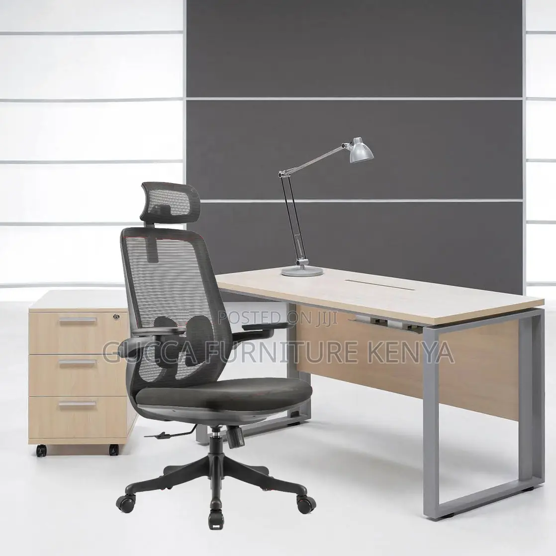 Modern Ergonomic Swivel Seat With Flip Armrest