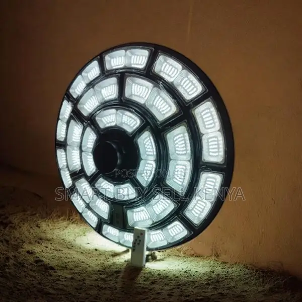 Built-in Rechargeable Battery 5000w Security Led Solar Street Light