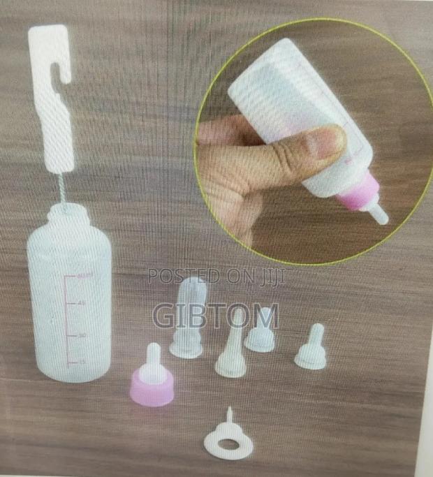 Nursing Bottle for Kittens and Puppies. - main view