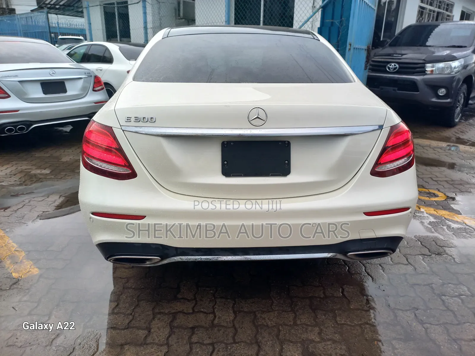 Mercedes-Benz E300 2019 White