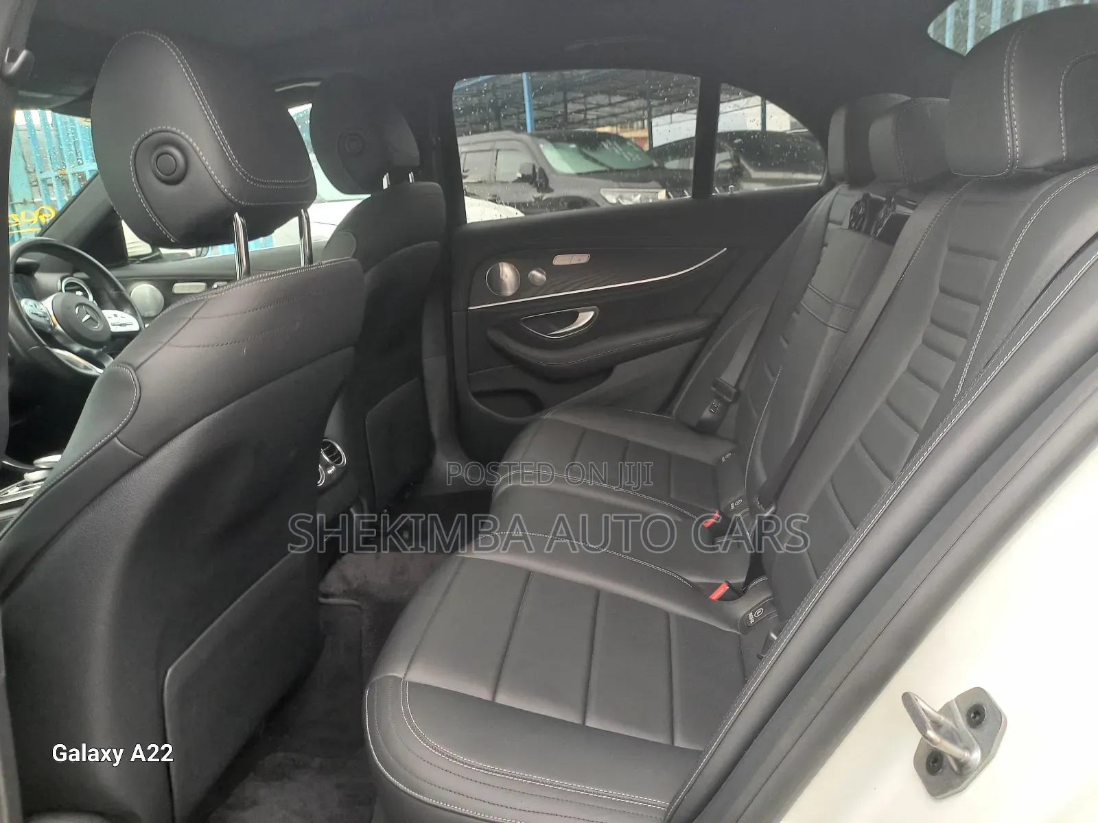 Mercedes-Benz E300 2019 White