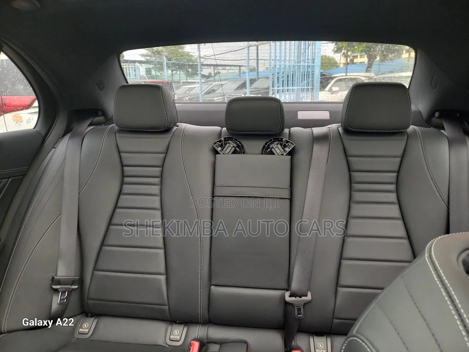Mercedes-Benz E300 2019 White